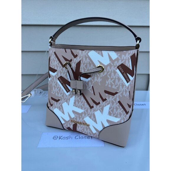 Michael Kors bucket bag mercer medium drawstring messager bag buff multi purse - Picture 3 of 9